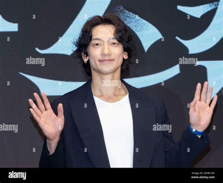 Jun Ji Hoon